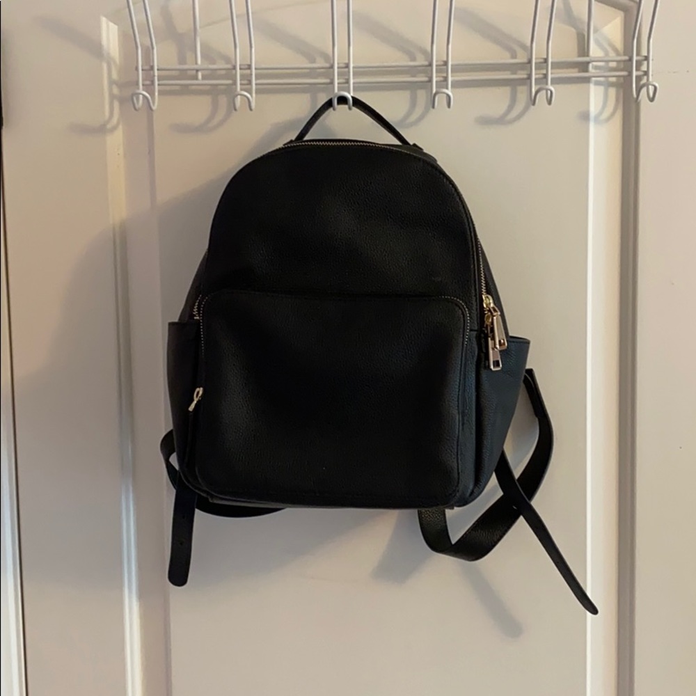 NWOT Italic Fleur Mini Pebbled Leather Backpack w/ Gold/Brass Hardware